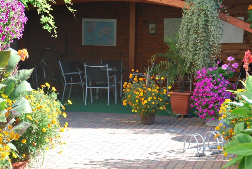 Pension Borna Buitenkant foto